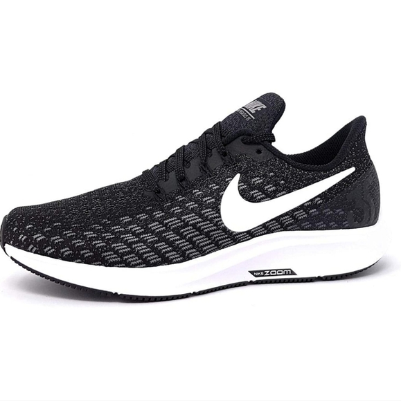 nike pegasus womens black and white